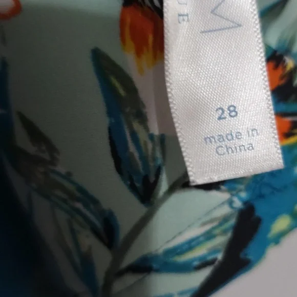 SWIM By Cacique Women's Swim TOP Bra W/Tank Overshirt Aqua Tropical Sz 28 EUC - Picture 3 of 14